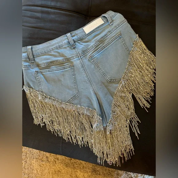 AKIRA GONNA LOVE ME RHINESTONE DENIM SHORT, XL - Picture 6 of 7